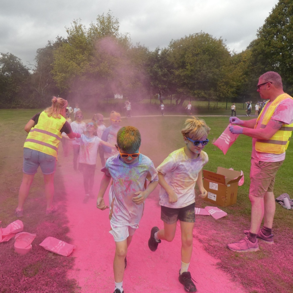 Holy Trinity Church of England Primary School - Colour Run!